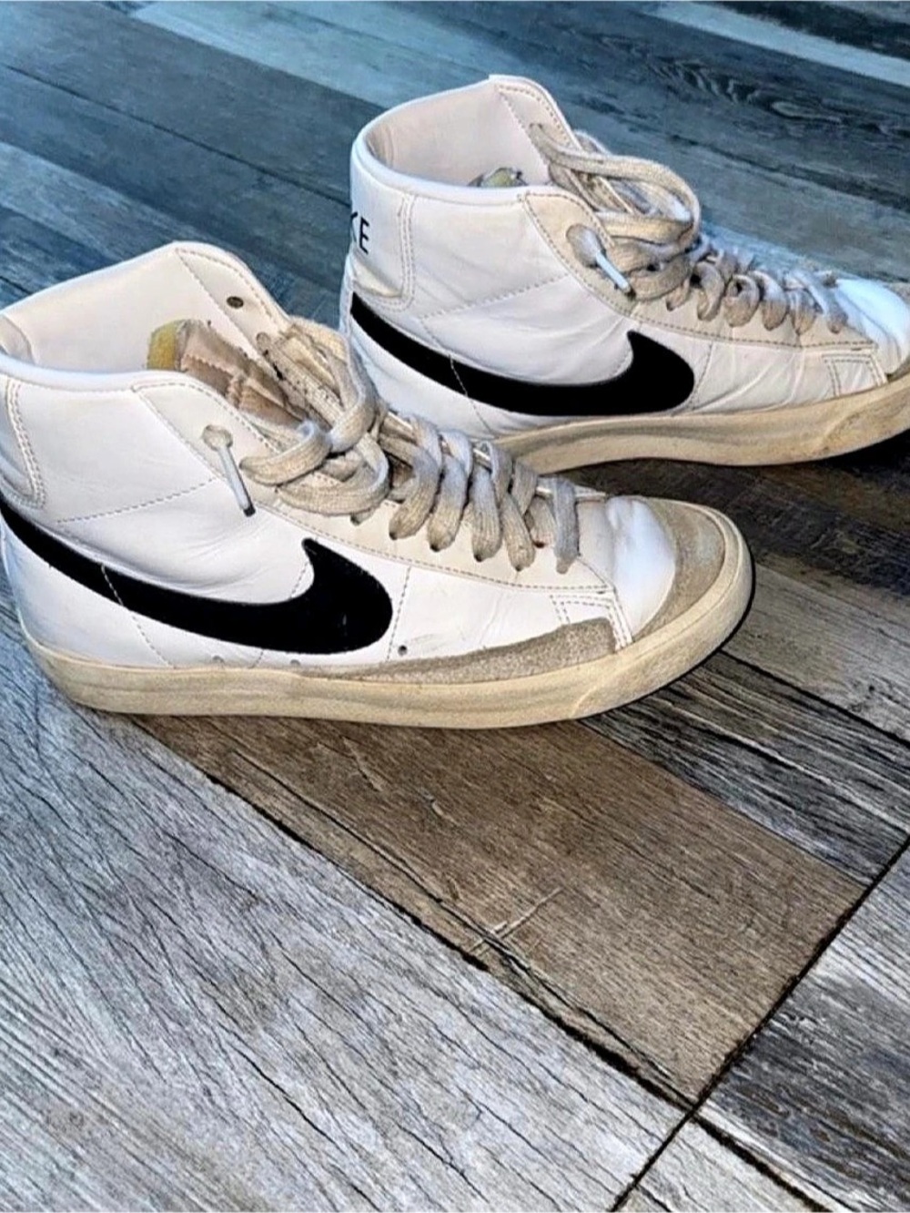 Nike Blazer Mid '77 Vintage White Black Sneakers White & Black